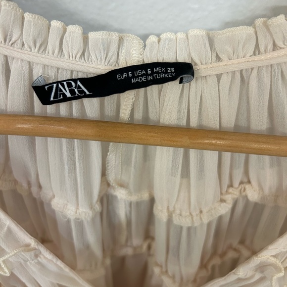 Zara Off White semi-sheer top - Picture 5 of 5